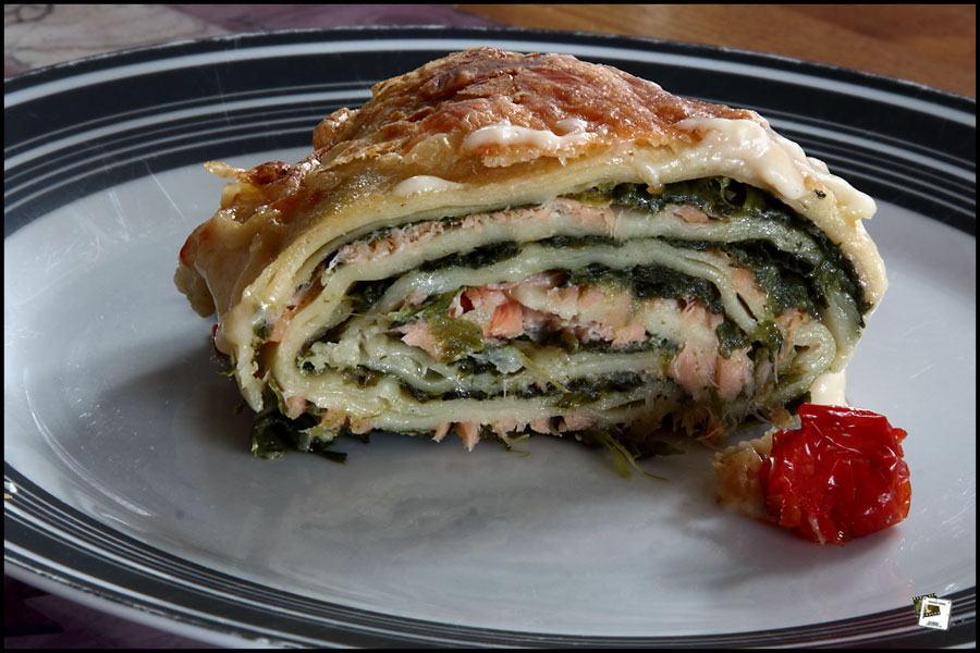 Slides Only » Spinat-Räucherlachs-Roulade mit Kirschtomaten und ...