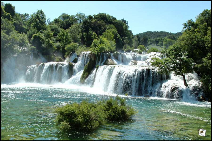 2023-06-16_10-50-21-Kroatien-2023-600D (2) 2023-06-16_10-50-21-Kroatien-2023-600D (2)