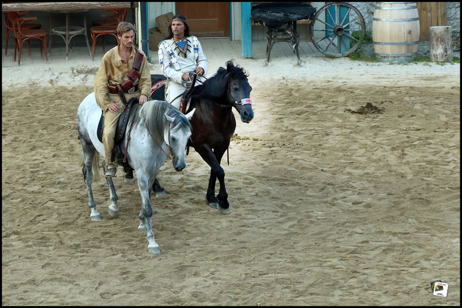 2023-08-22_19-03-15-Pullman-Cty und Bayerwald-Tierpark 2023-08-22_19-03-15-Pullman-Cty und Bayerwald-Tierpark