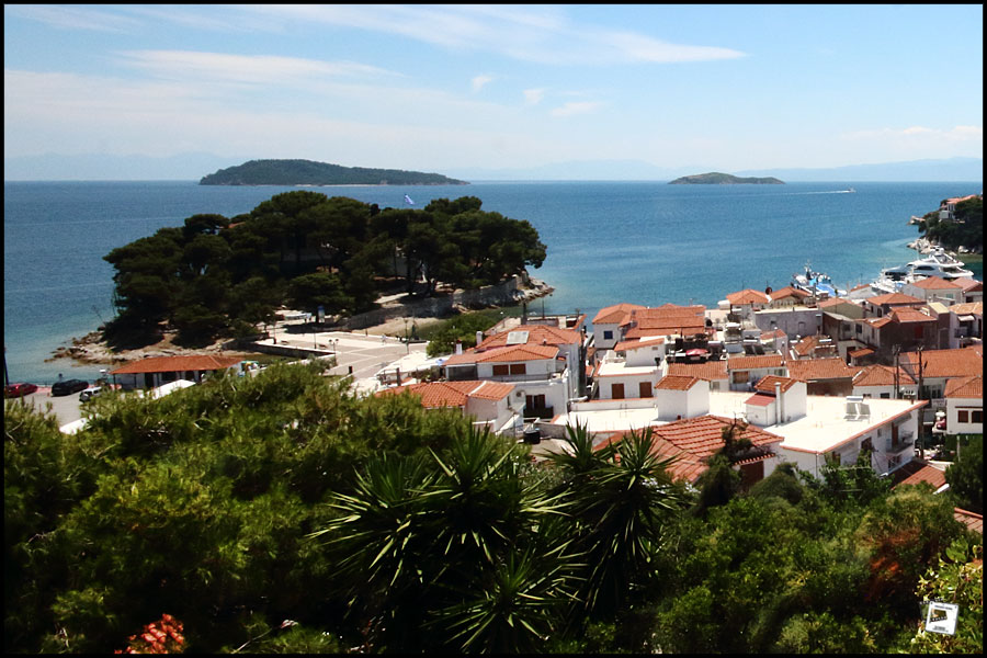 Kirche von Skiathos-Ausschnitt links2017-06-13_12-55-04 Kirche von Skiathos-Ausschnitt links2017-06-13_12-55-04